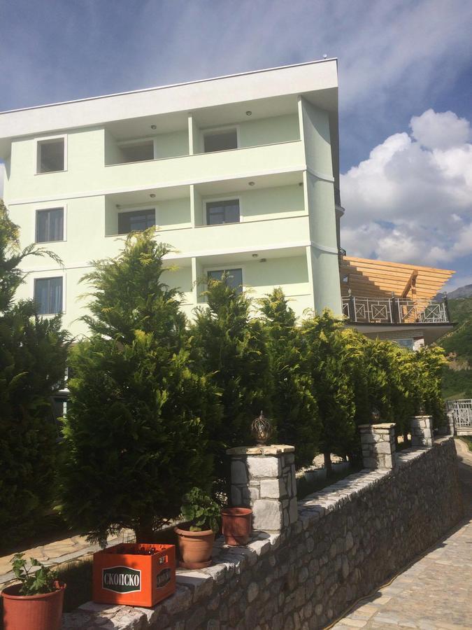 Hotel Natyra E Qete Peshkopi Exterior photo